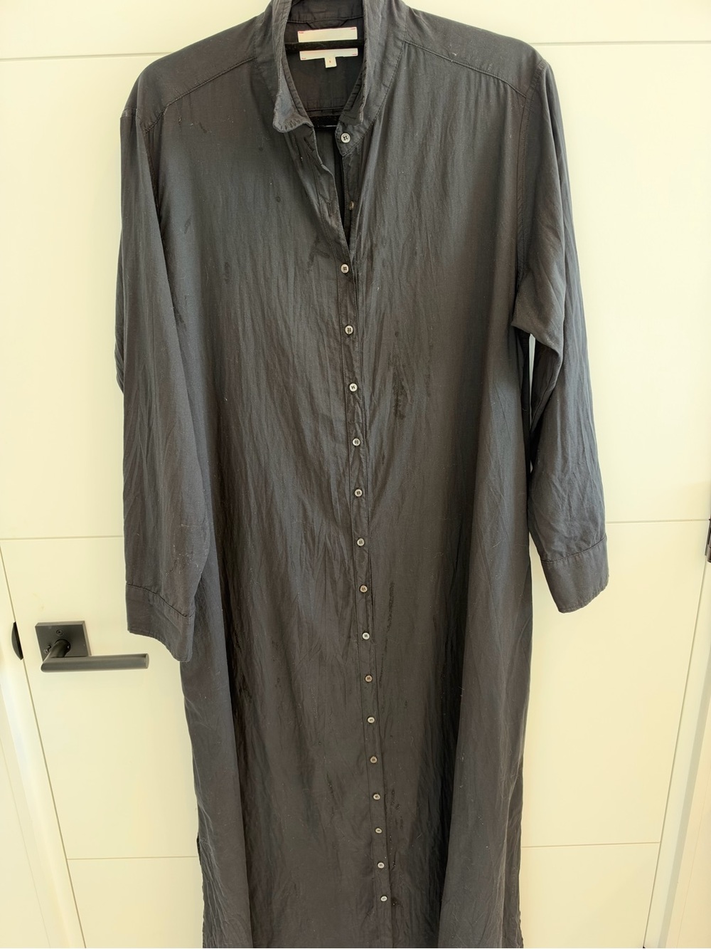 XiRENA Long Button-Down shirt dress - black